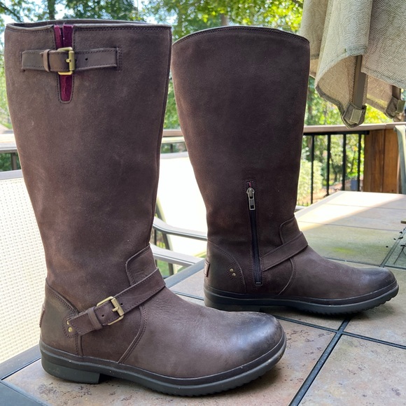 UGG Womens Thomsen Waterproof Boots Sz 11 - Picture 1 of 6